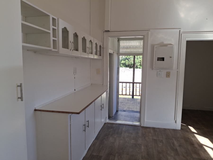 To Let 1 Bedroom Property for Rent in Cambridge Eastern Cape